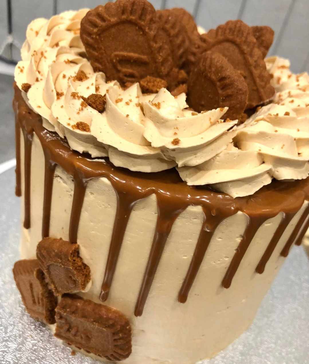 Lotus Bliss Drip Cake