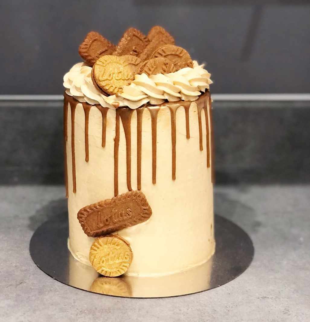 Biscoff Drip Cake