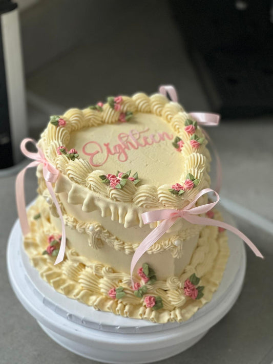 Blush & Bloom Vintage Cake