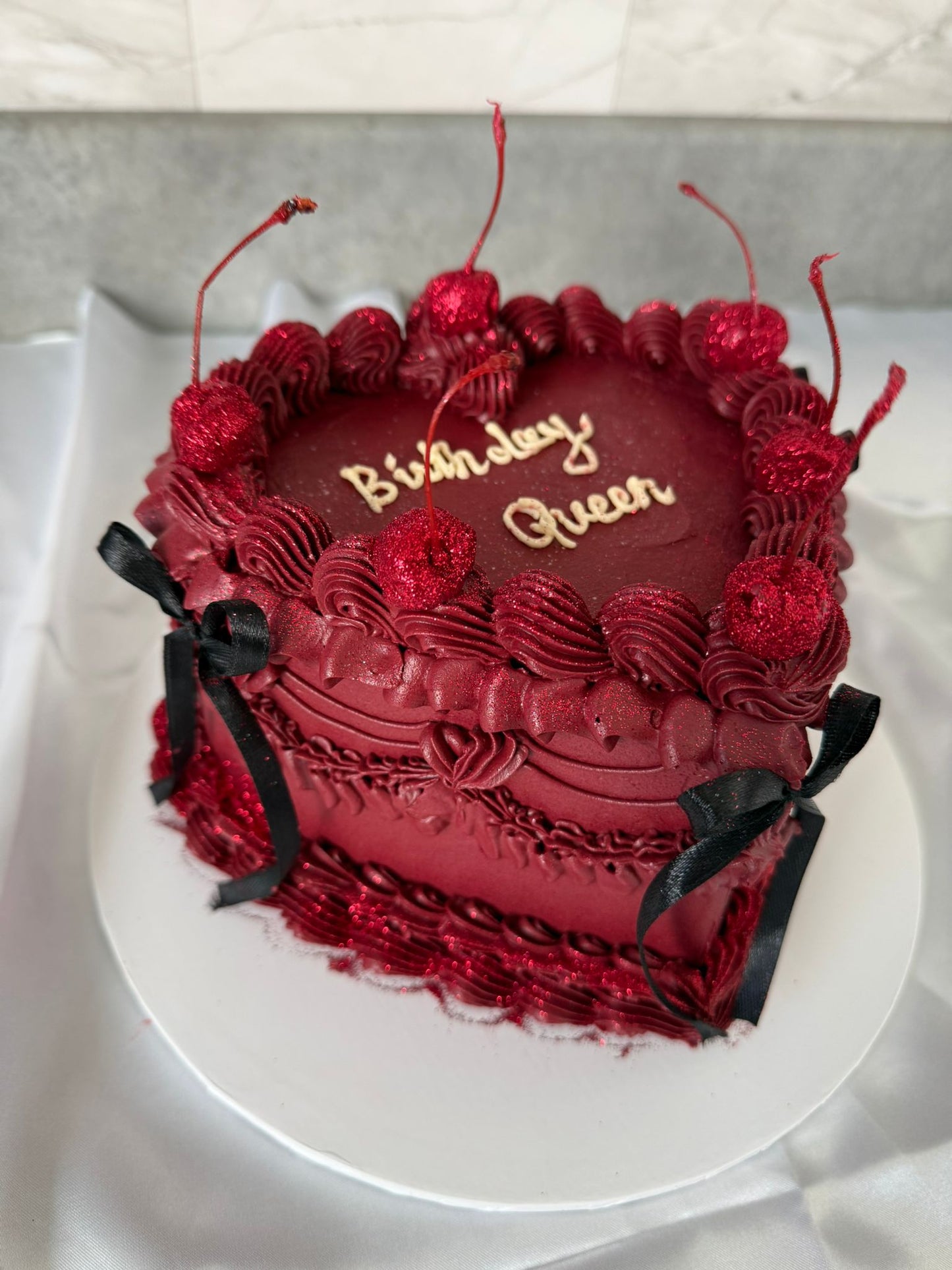 Red Vintage Heart Cake